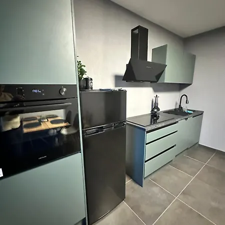 Staytion Aparthotel *